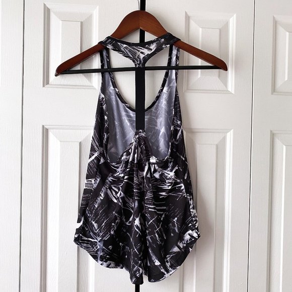 ❤Last Chance❤ Nike Elastic Racerback Workout Tank - Picture 5 of 6